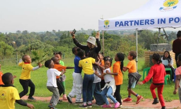 Helping to fight crime by teaching self-defence